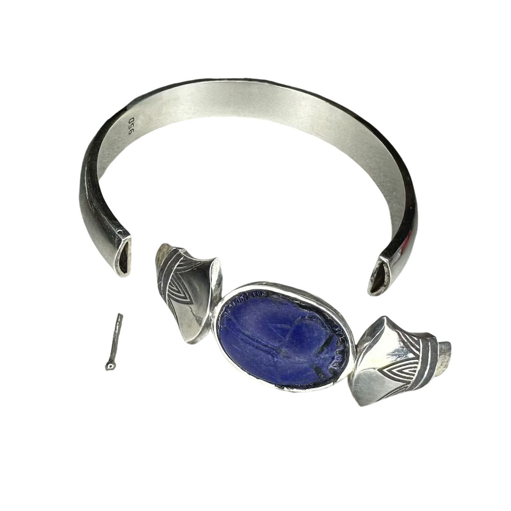Shoshenq II Lapis Lazuli and Sterling Silver Scarab Cuff Bracelet - Image 5