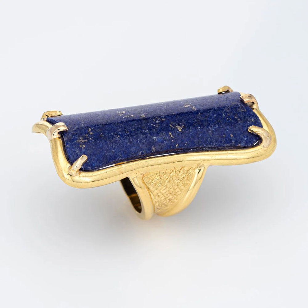 Flow 18K Gold and Lapis Lazuli Channeling Ring - Image 3